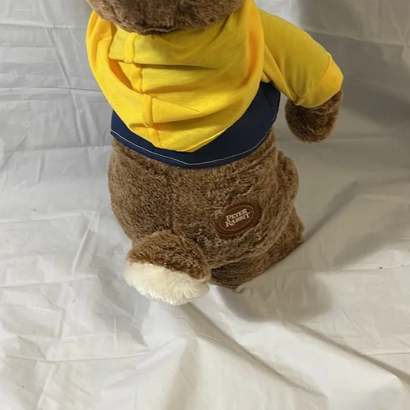 Peter Rabbit 2 ft tall tall plush toy - Picture 5 of 6